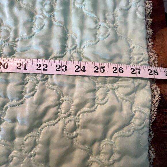 Vintage Satiny Green Bunny Blanket 28X44 - Picture 6 of 10